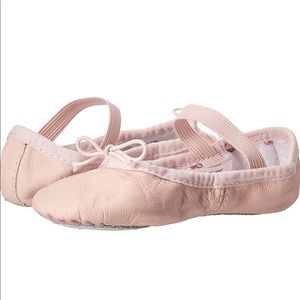 Ballet dance shoes